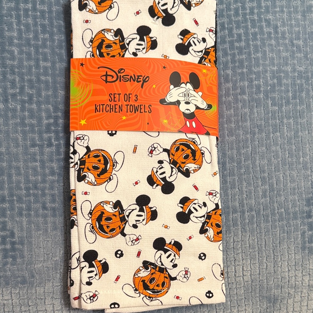 Disney Halloween Mickey Mouse Towels - Orange and Black set of 3 NWT